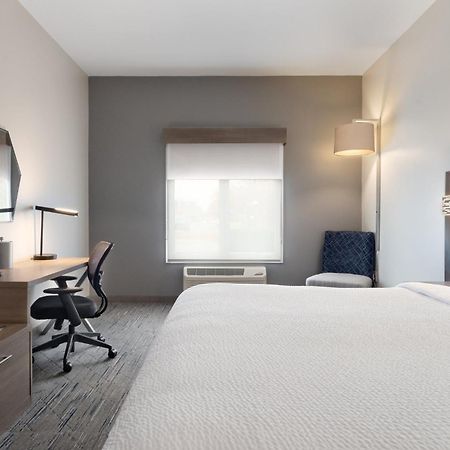 Holiday Inn Express Hotel & Suites Saginaw By Ihg Екстериор снимка