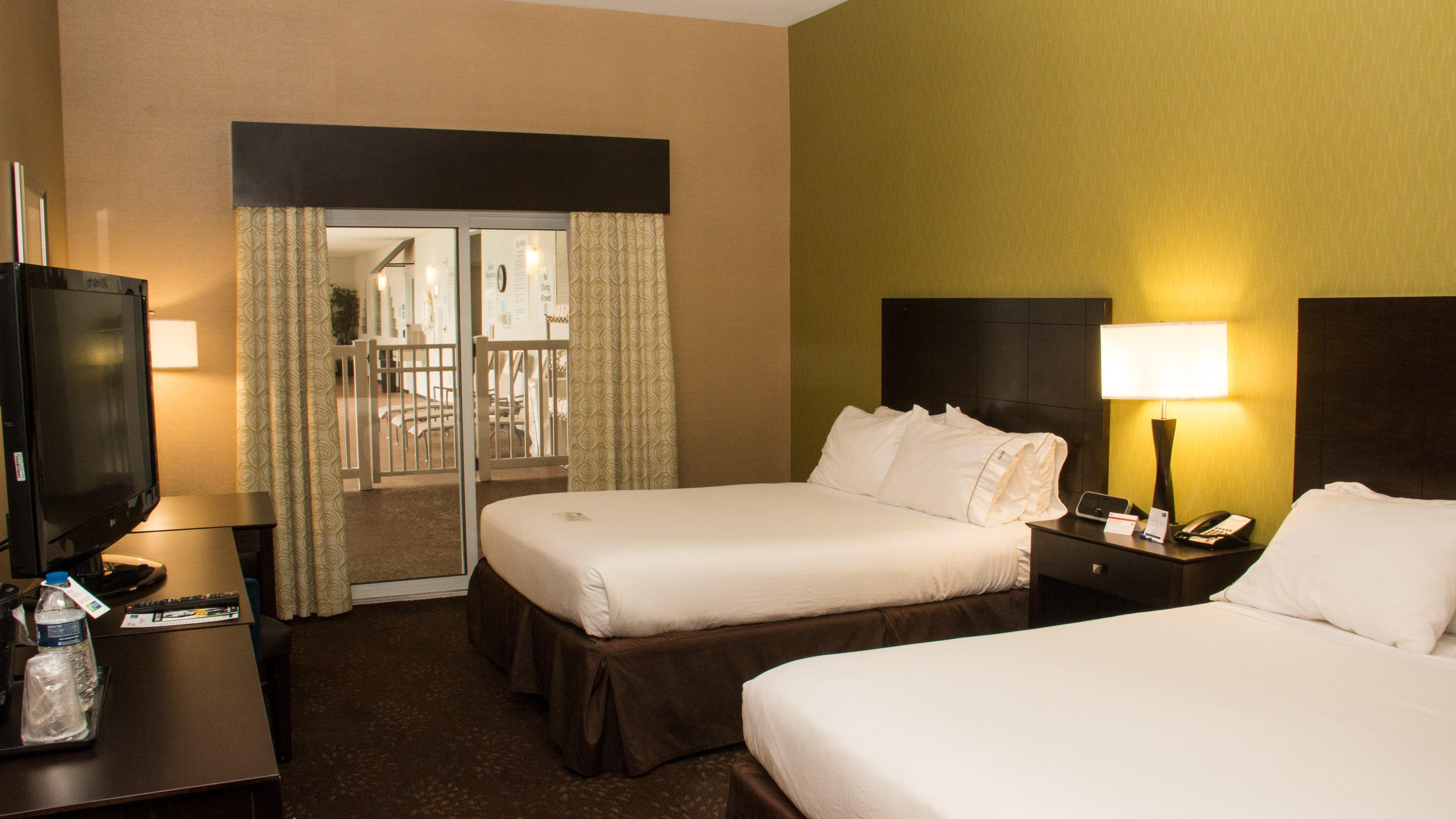 Holiday Inn Express Hotel & Suites Saginaw By Ihg Екстериор снимка