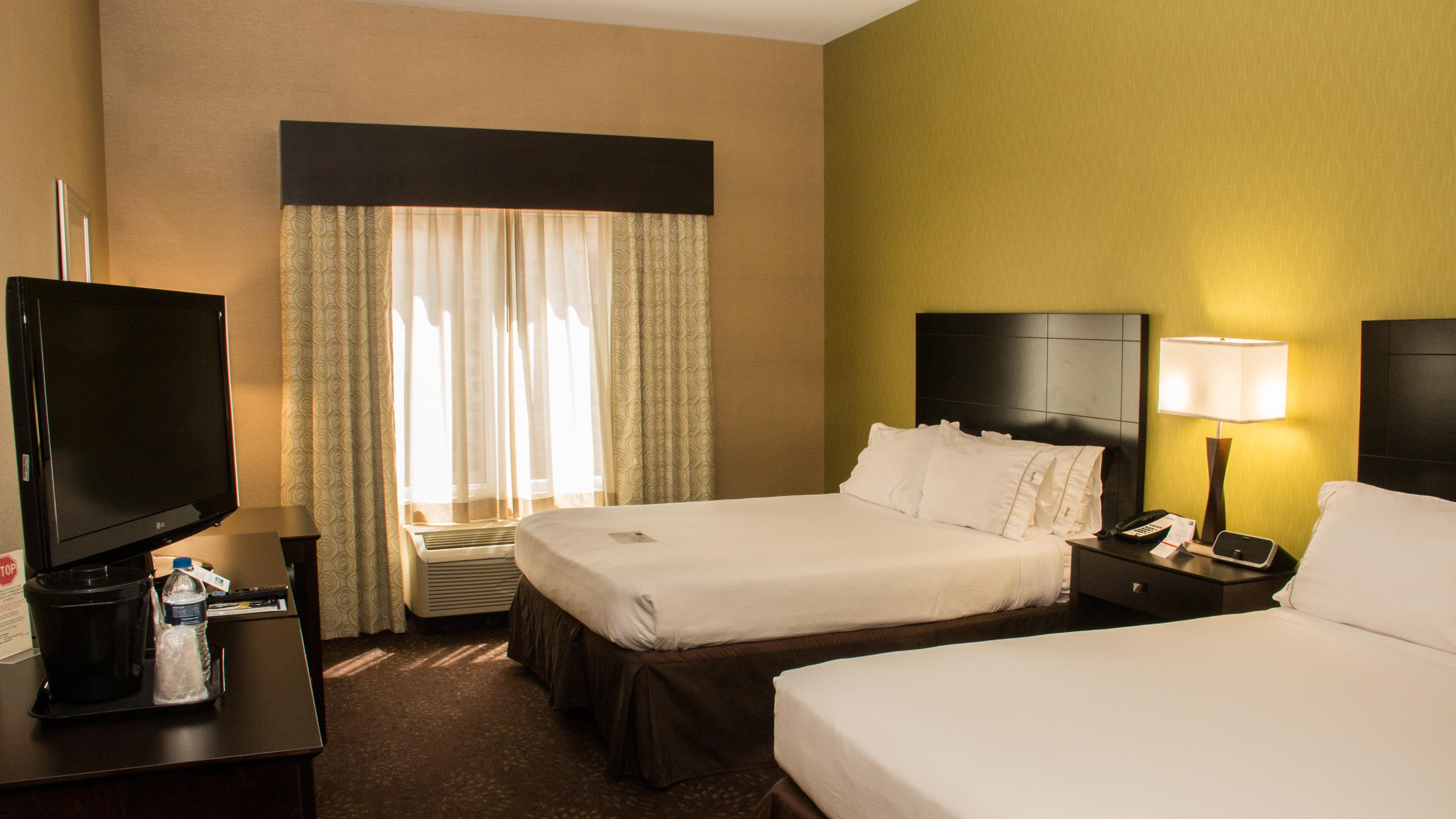 Holiday Inn Express Hotel & Suites Saginaw By Ihg Екстериор снимка