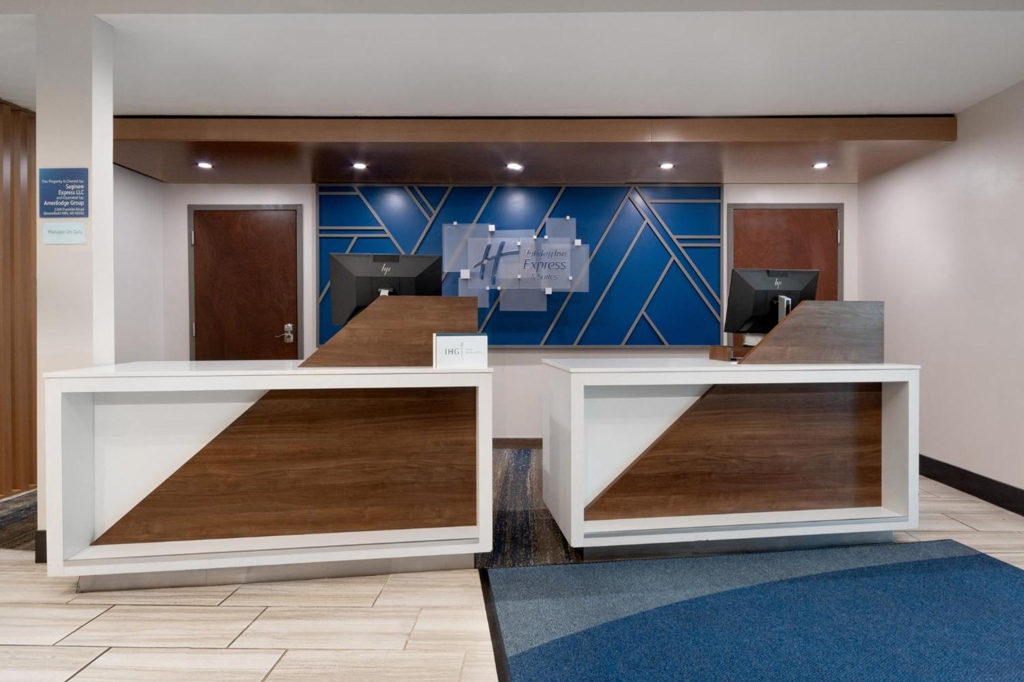 Holiday Inn Express Hotel & Suites Saginaw By Ihg Екстериор снимка