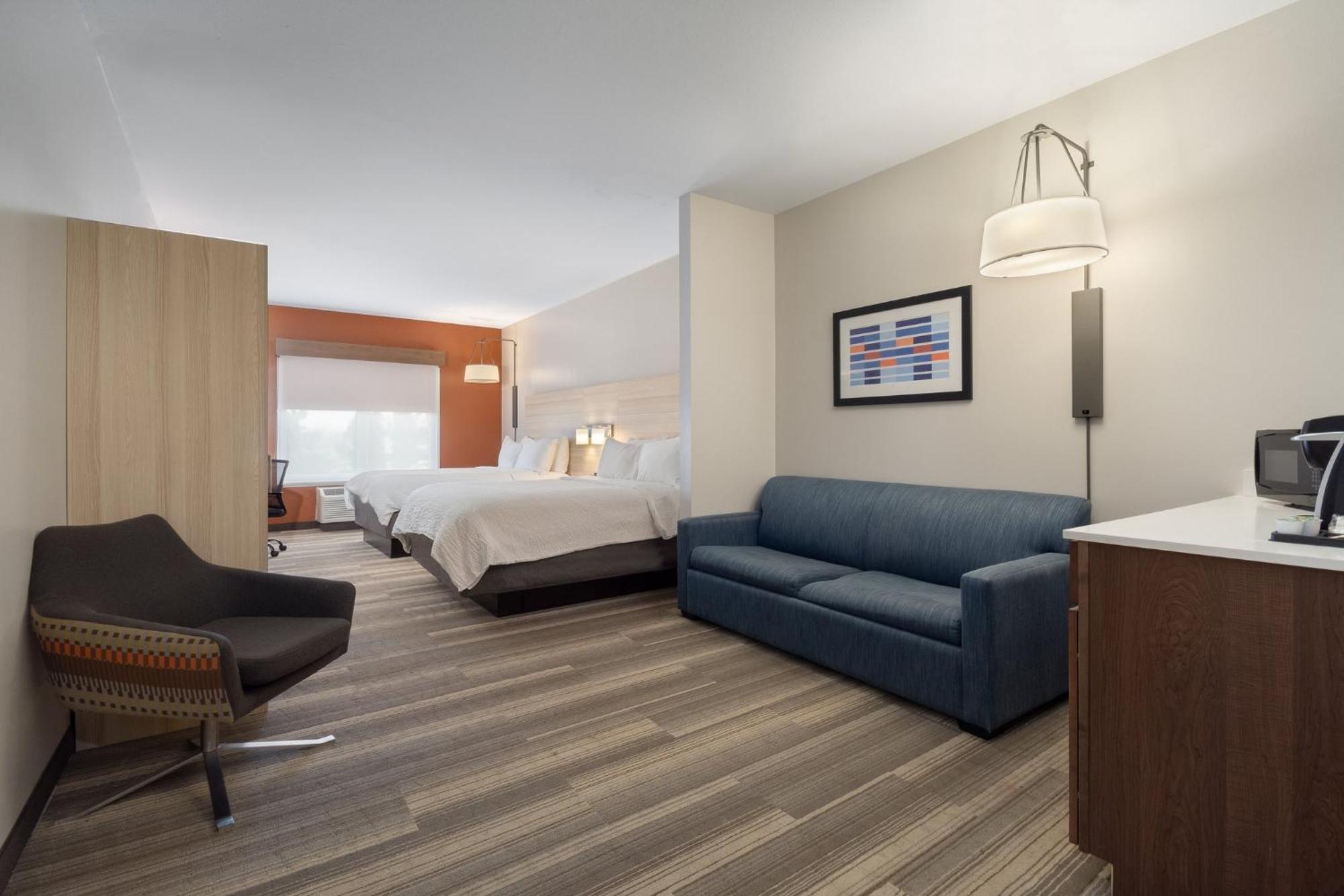 Holiday Inn Express Hotel & Suites Saginaw By Ihg Екстериор снимка